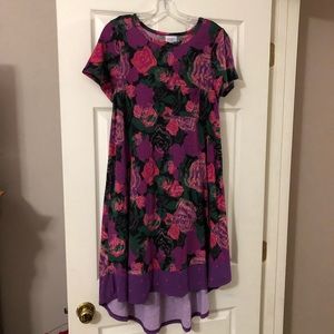 Small Dipped Lularoe Carly